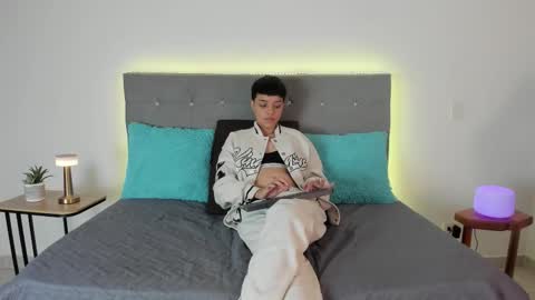 Snapshot of aria_quintero chatting on 10-09-25, 11:30 Aria Quintero online show from 10-09-25, 11:30