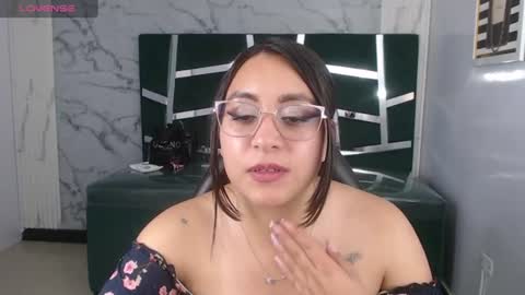Snapshot of ariabliss_ch chatting on 06-20-26, 01:09 ariabliss_ch online show from 06-20-26, 01:09