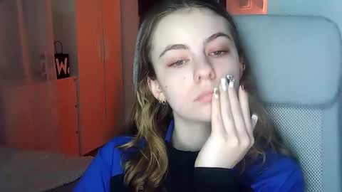 AriaCreazy online show from 01-28-25, 09:40