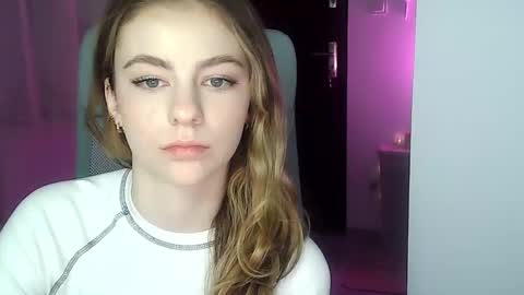 AriaCreazy online show from 01-31-25, 07:18