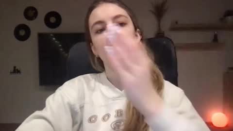 AriaCreazy online show from 02-11-25, 09:25