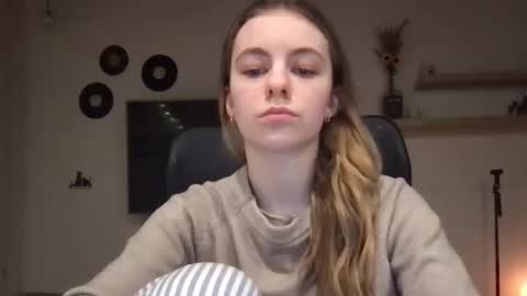 AriaCreazy online show from 02-24-25, 09:52