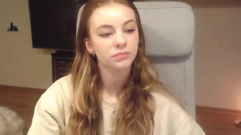 AriaCreazy online show from 10-10-25, 09:25