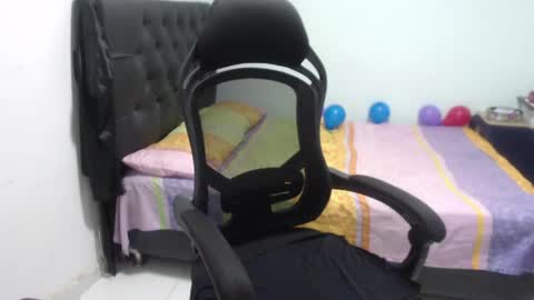 Snapshot of ariadna_6 chatting on 05-04-26, 06:04 ...Ariana... online show from 05-04-26, 06:04