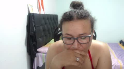 Snapshot of ariadna_6 chatting on 05-06-26, 04:56 ...Ariana... online show from 05-06-26, 04:56