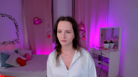 Snapshot of ariadna_s chatting on 02-14-25, 10:14 Ariadna online show from 02-14-25, 10:14