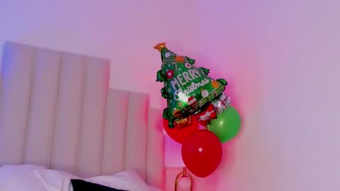 ariadnacolby online show from 12-21-24, 02:09