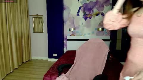 AriaGray online show from 06-22-26, 11:57