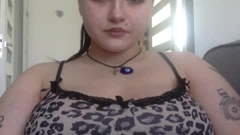 Snapshot of ariakinkygirl chatting on 03-09-26, 09:46 Aria online show from 03-09-26, 09:46