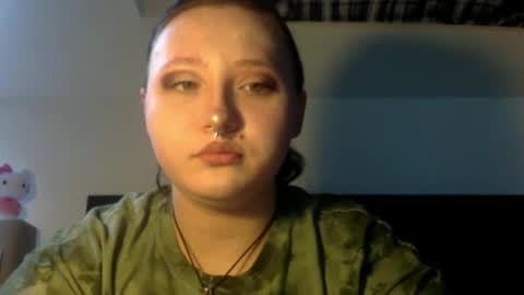 Snapshot of ariakinkygirl chatting on 03-22-26, 02:53 Aria online show from 03-22-26, 02:53