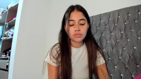 Aria Montgomery online show from 01-14-25, 04:40