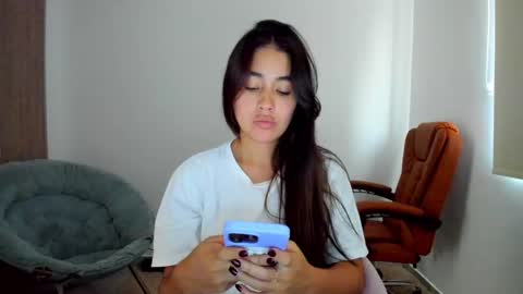 Aria Montgomery online show from 02-17-25, 07:42