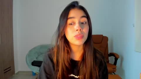 Aria Montgomery online show from 02-24-25, 05:22