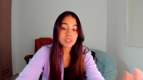 Aria Montgomery online show from 03-11-25, 12:33