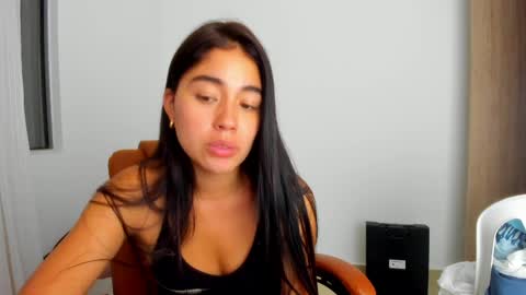 Snapshot of ariamontgomeryyy chatting on 04-23-26, 03:08 Aria Montgomery online show from 04-23-26, 03:08