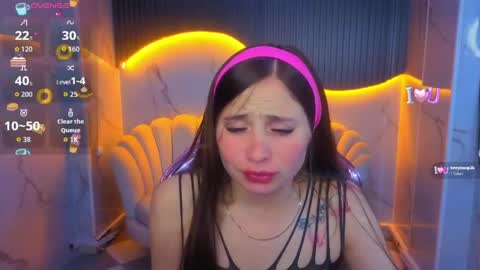 Snapshot of ariana18_b chatting on 06-08-26, 01:11 ariana18_b online show from 06-08-26, 01:11