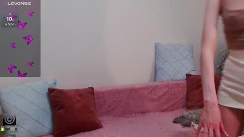 ariana_addams2 online show from 02-26-26, 07:35