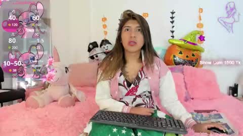  Ariana     CANCER  online show from 10-12-25, 12:15