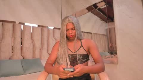 Snapshot of ariana_grande233 chatting on 03-18-26, 11:46 ariana_grande233 online show from 03-18-26, 11:46