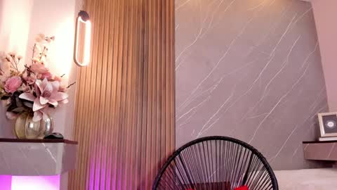 Ariana online show from 03-07-25, 04:00