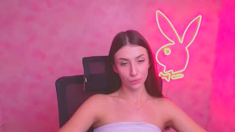 Ariana online show from 09-15-25, 11:32