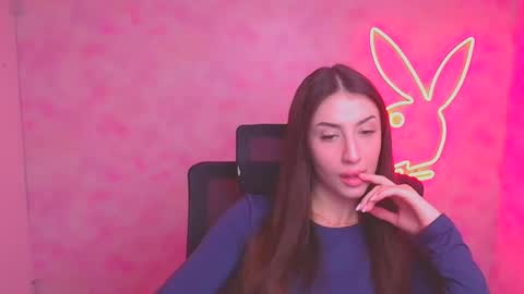 Ariana online show from 09-17-25, 05:20