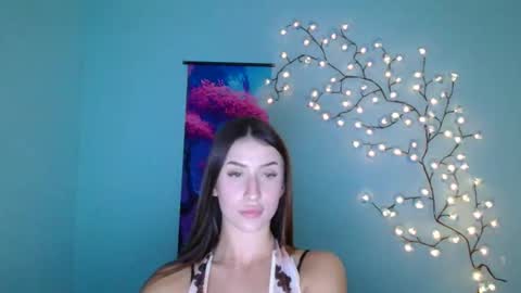 Ariana online show from 11-14-25, 12:59