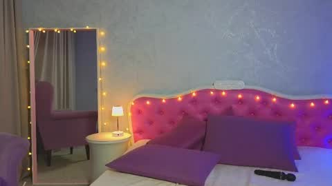 Ariana online show from 02-28-25, 02:20