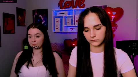 Snapshot of ariana_ross7 chatting on 02-18-26, 09:00 ariana_ross7 online show from 02-18-26, 09:00