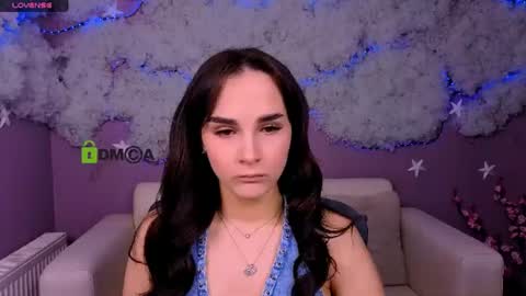 ariana_ross7 online show from 06-19-26, 09:35