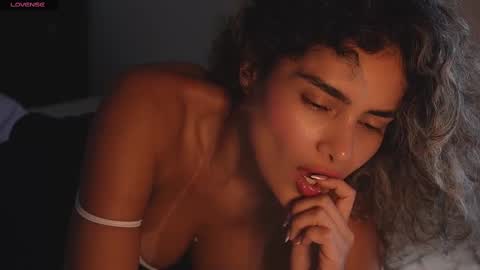Snapshot of ariana_valdirii chatting on 09-10-25, 07:14 cristina online show from 09-10-25, 07:14