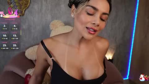 Snapshot of ariana_valdirii chatting on 04-13-26, 01:27 cristina online show from 04-13-26, 01:27