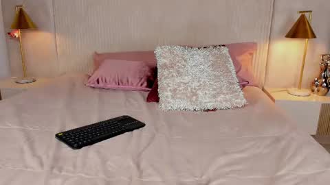 Susan online show from 06-24-26, 08:19