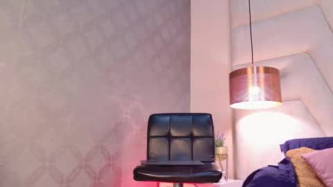 Arianaa Gray online show from 12-01-25, 05:12