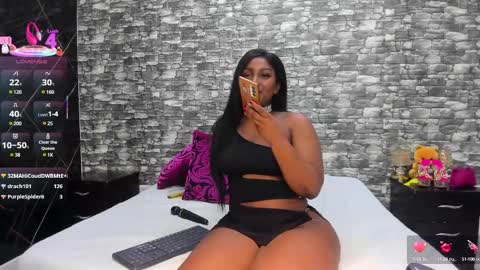 Snapshot of arianaablack chatting on 02-22-25, 03:25 Ariana online show from 02-22-25, 03:25