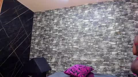 Snapshot of arianaablack chatting on 10-04-25, 11:52 Ariana online show from 10-04-25, 11:52