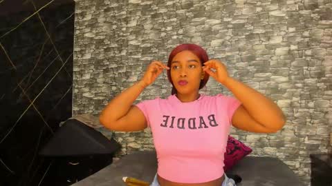 Snapshot of arianaablack chatting on 10-14-25, 01:23 Ariana online show from 10-14-25, 01:23