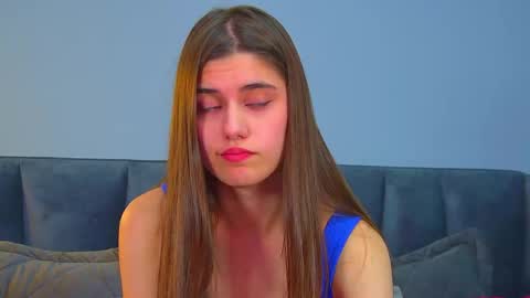 Ariana online show from 12-16-25, 06:18