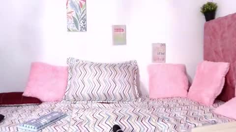 Ariana online show from 02-16-26, 09:44