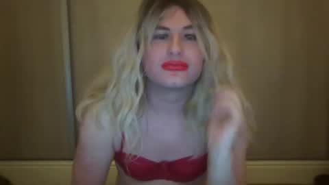 Snapshot of arianalopez98 chatting on 12-21-24, 09:04 Ariana 3 online show from 12-21-24, 09:04