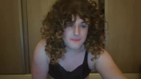 Snapshot of arianalopez98 chatting on 01-01-25, 02:41 Ariana 3 online show from 01-01-25, 02:41