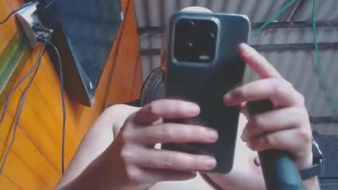 Snapshot of arianathomson chatting on 11-03-25, 07:37 ARIANA online show from 11-03-25, 07:37