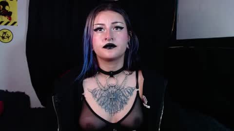 Snapshot of arianauwu666 chatting on 12-06-24, 03:41 help me 100 hands up my OF is Free online show from 12-06-24, 03:41