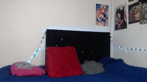 Snapshot of arianauwu666 chatting on 03-08-25, 10:13 help me 100 hands up my OF is Free online show from 03-08-25, 10:13