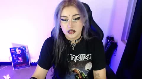 Snapshot of arianauwu666 chatting on 03-06-26, 10:28 help me 100 hands up my OF is Free online show from 03-06-26, 10:28