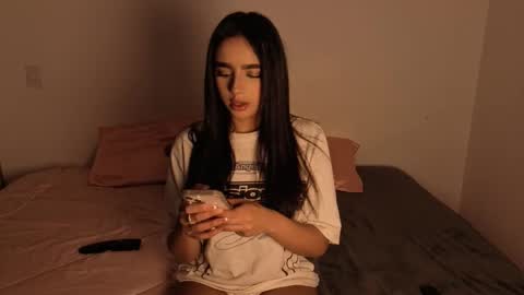 ariandbela__ online show from 10-08-25, 04:43