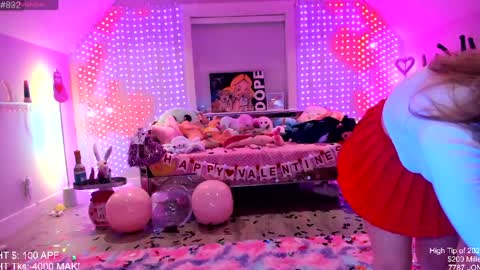 Nina online show from 04-05-26, 03:58