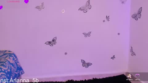 Snapshot of arianna_5 chatting on 02-12-26, 12:27 Ari 3 online show from 02-12-26, 12:27