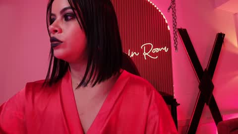 Snapshot of arianna__smith_ chatting on 01-04-25, 01:21 Arianna online show from 01-04-25, 01:21