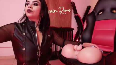 Snapshot of arianna__smith_ chatting on 02-22-25, 11:46 Arianna online show from 02-22-25, 11:46